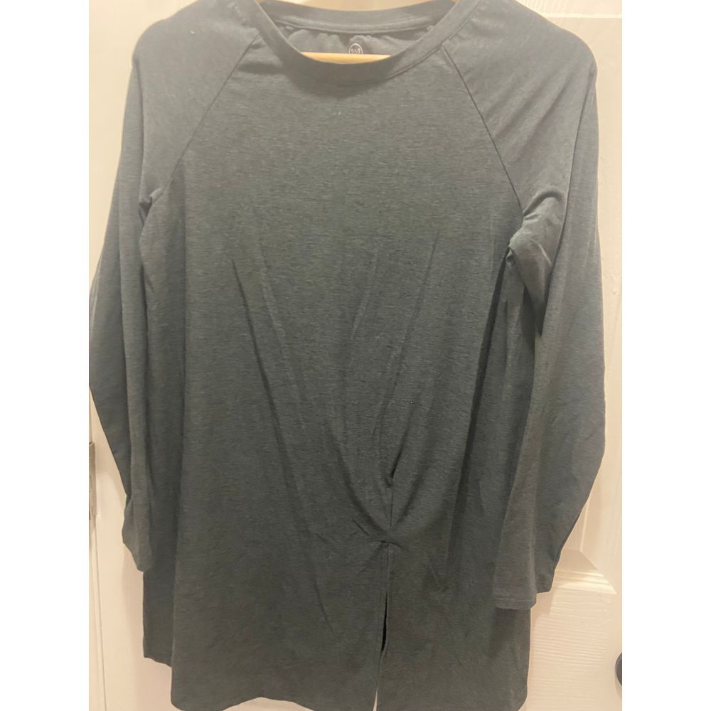 We Wander Cozy Gray Pullover, Small